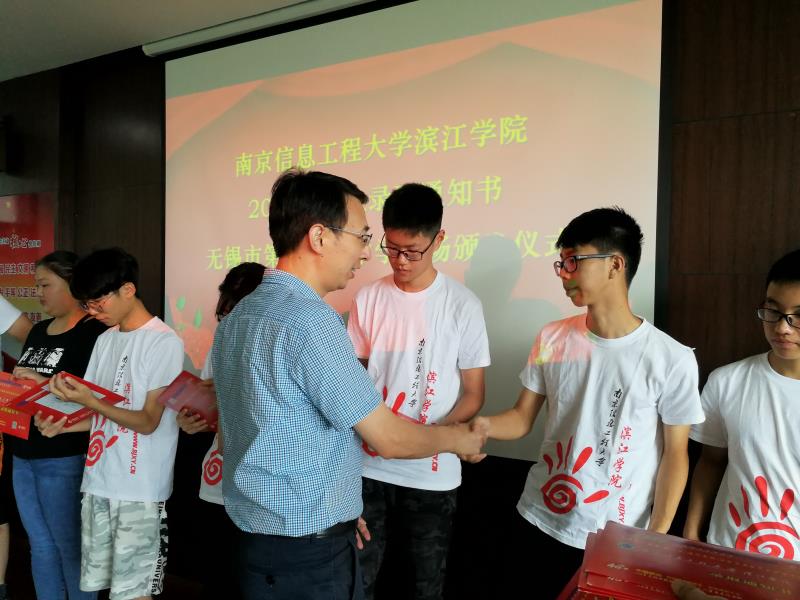 1533694050740576.jpg 3.jpg